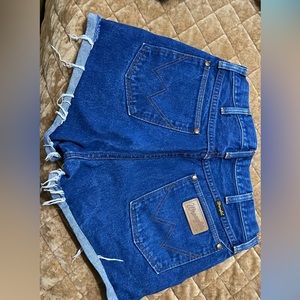 Wrangler shorts, size 31.